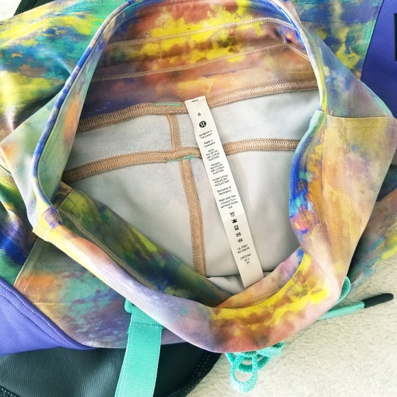 Lululemon Cargo SHR Hiking Short 8" NWT Gym Athletic Athleisure Yoga Activewear - Picture 9 of 12